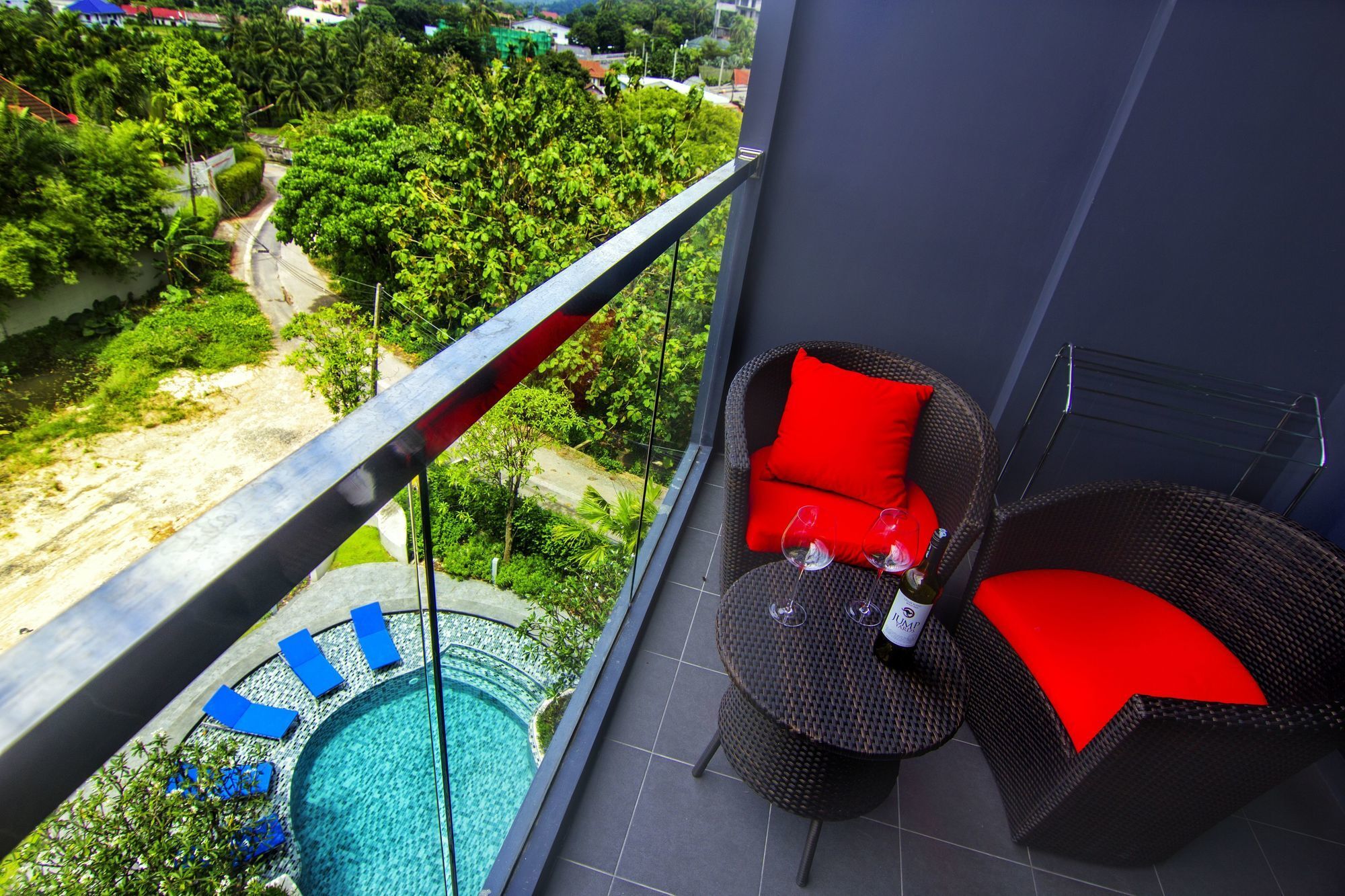 The Aristo By Holy Cow 201 Apartment Phuket Ngoại thất bức ảnh
