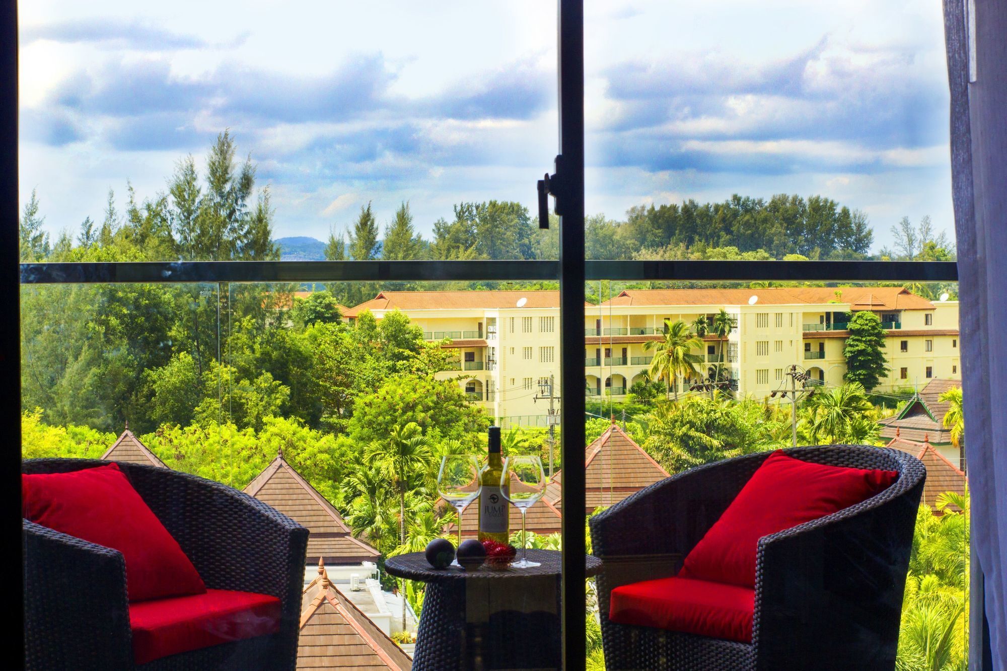 The Aristo By Holy Cow 201 Apartment Phuket Ngoại thất bức ảnh