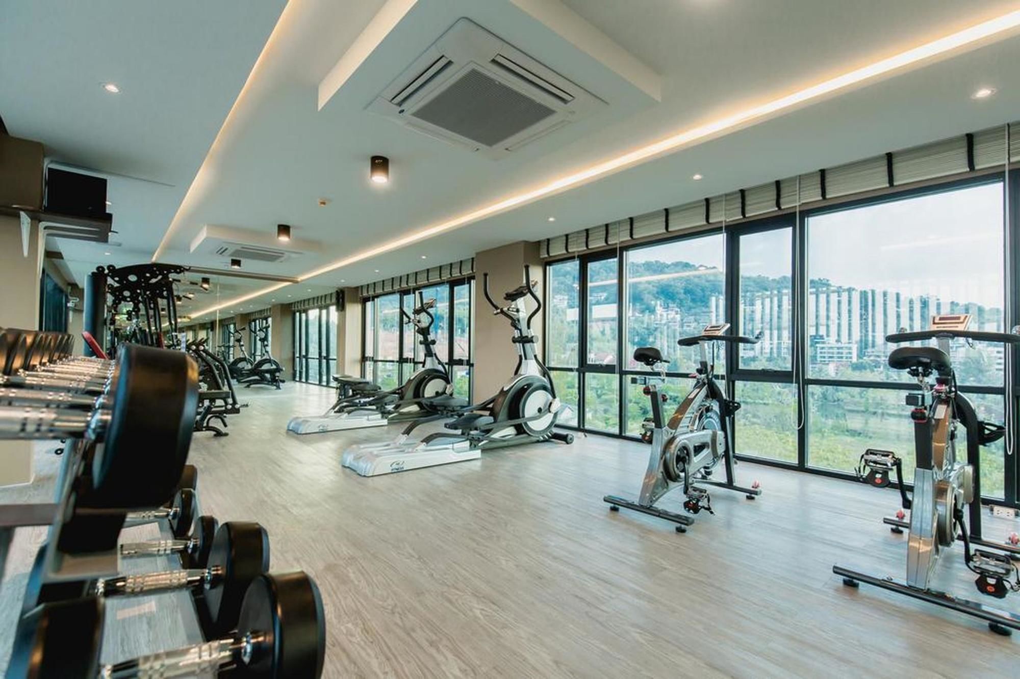 The Aristo By Holy Cow 201 Apartment Phuket Ngoại thất bức ảnh